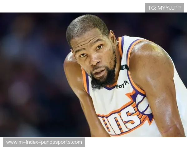 勇士残阵应战灰熊 核心伤缺导致攻防体系结构性打击 勇士残阵应战灰熊 核心伤缺导致攻防体系结构性打击